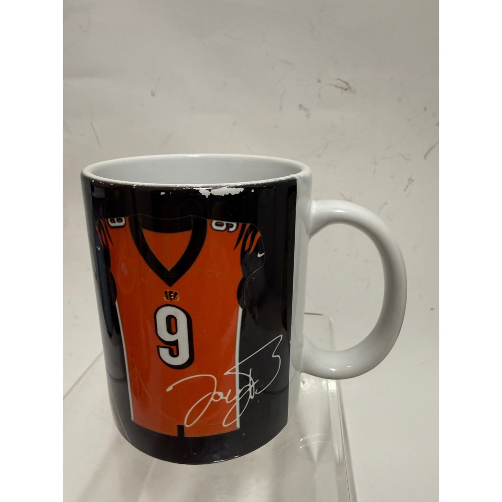 Joe Burrow Cincinnati Bengals NFL Coffee Mug Number 9 Signature Graphic Orange